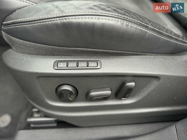 Серый Шкода Kodiaq, объемом двигателя 1.97 л и пробегом 181 тыс. км за 35500 $, фото 54 на Automoto.ua