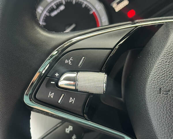 Сірий Шкода Kodiaq, об'ємом двигуна 2 л та пробігом 220 тис. км за 31300 $, фото 54 на Automoto.ua