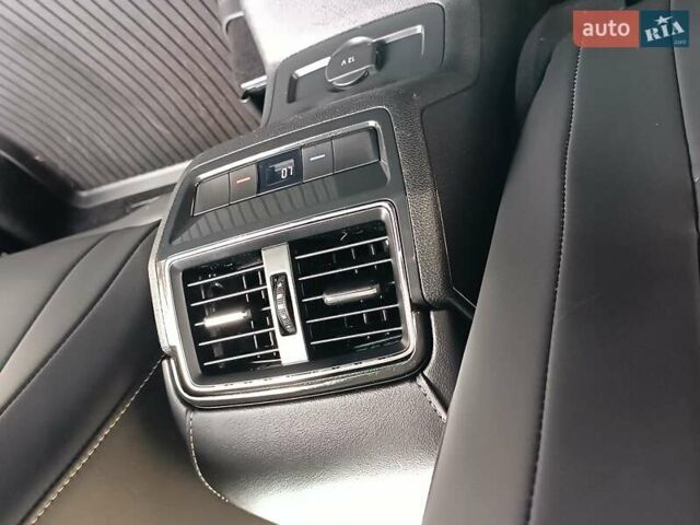 Серый Шкода Kodiaq, объемом двигателя 1.97 л и пробегом 106 тыс. км за 37700 $, фото 62 на Automoto.ua