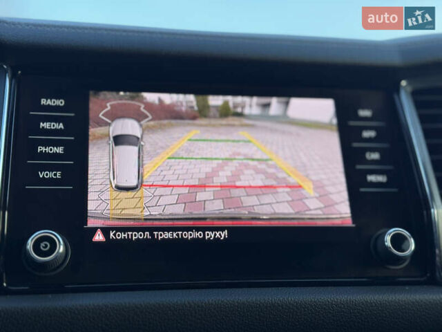 Сірий Шкода Kodiaq, об'ємом двигуна 2 л та пробігом 220 тис. км за 31200 $, фото 75 на Automoto.ua