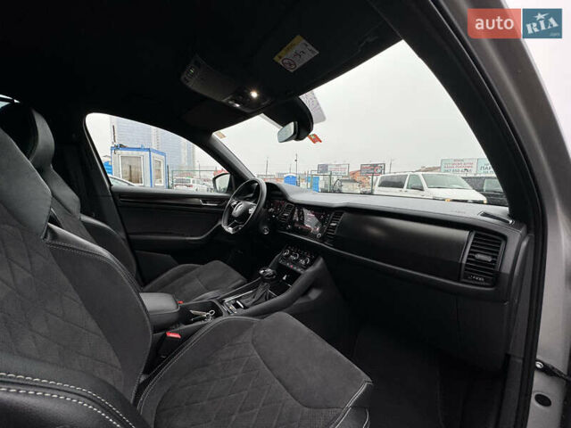 Серый Шкода Kodiaq, объемом двигателя 1.97 л и пробегом 181 тыс. км за 35500 $, фото 101 на Automoto.ua
