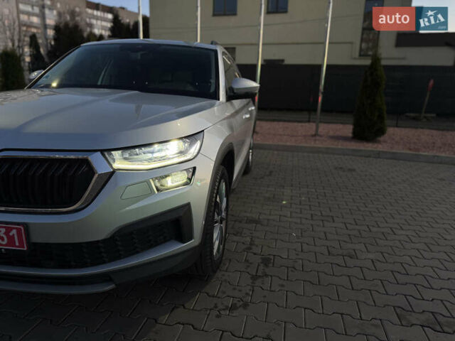 Серый Шкода Kodiaq, объемом двигателя 1.97 л и пробегом 259 тыс. км за 29499 $, фото 11 на Automoto.ua