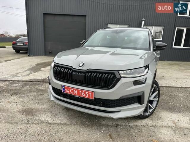 Серый Шкода Kodiaq, объемом двигателя 1.97 л и пробегом 188 тыс. км за 36950 $, фото 4 на Automoto.ua