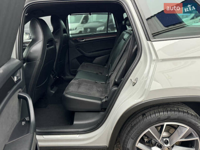 Серый Шкода Kodiaq, объемом двигателя 1.97 л и пробегом 181 тыс. км за 35500 $, фото 91 на Automoto.ua
