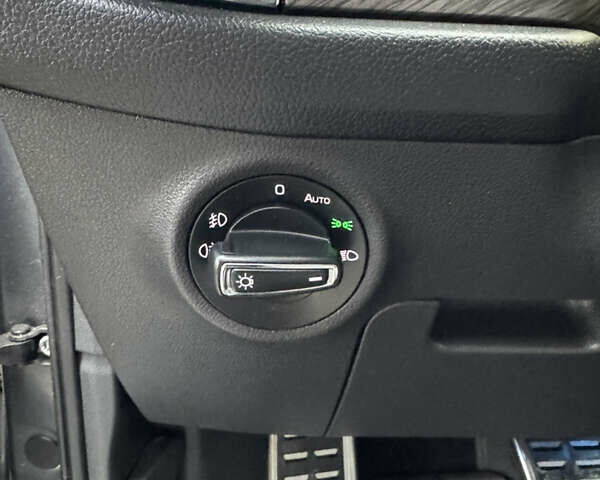 Серый Шкода Kodiaq, объемом двигателя 1.98 л и пробегом 64 тыс. км за 34500 $, фото 15 на Automoto.ua