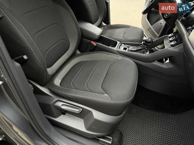 Серый Шкода Kodiaq, объемом двигателя 2 л и пробегом 67 тыс. км за 29999 $, фото 16 на Automoto.ua