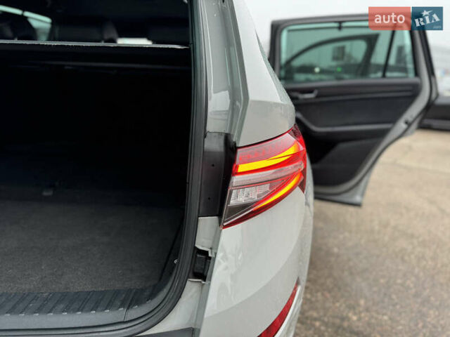 Серый Шкода Kodiaq, объемом двигателя 1.97 л и пробегом 181 тыс. км за 35500 $, фото 123 на Automoto.ua