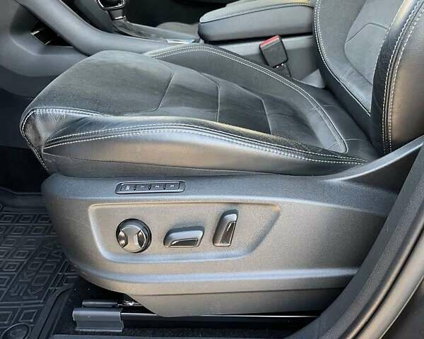 Серый Шкода Kodiaq, объемом двигателя 1.97 л и пробегом 90 тыс. км за 35500 $, фото 17 на Automoto.ua
