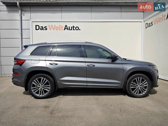 Сірий Шкода Kodiaq, об'ємом двигуна 1.97 л та пробігом 50 тис. км за 42036 $, фото 5 на Automoto.ua