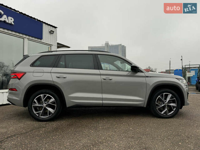 Серый Шкода Kodiaq, объемом двигателя 1.97 л и пробегом 181 тыс. км за 35500 $, фото 7 на Automoto.ua
