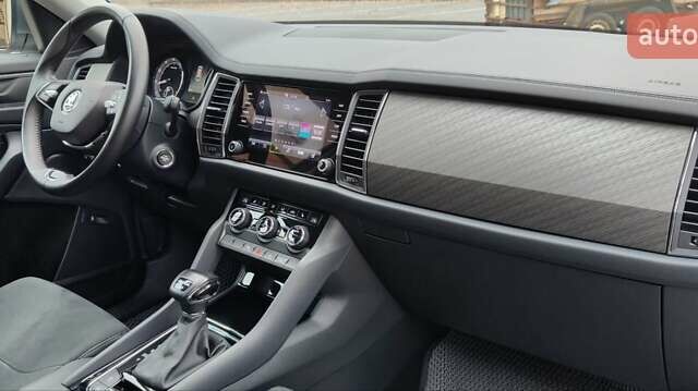 Сірий Шкода Kodiaq, об'ємом двигуна 2 л та пробігом 86 тис. км за 31900 $, фото 38 на Automoto.ua