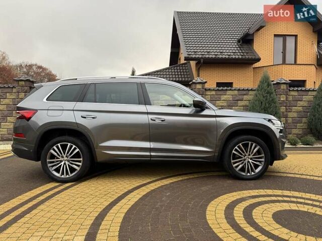 Серый Шкода Kodiaq, объемом двигателя 1.97 л и пробегом 83 тыс. км за 42900 $, фото 15 на Automoto.ua