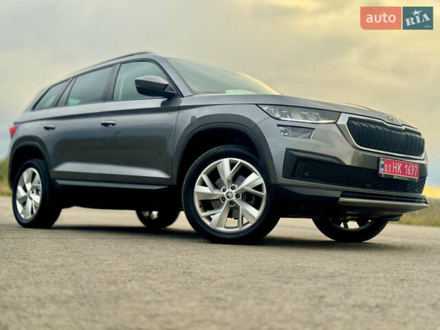 Сірий Шкода Kodiaq, об'ємом двигуна 2 л та пробігом 220 тис. км за 31300 $, фото 18 на Automoto.ua