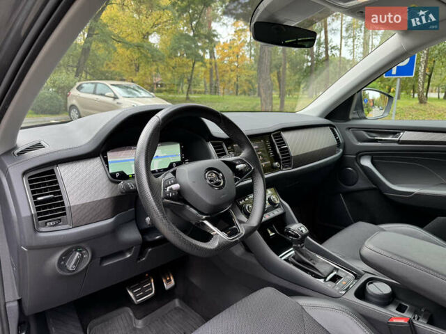 Шкода Kodiaq 2022 у Києві на Automoto.ua Сірий Шкода Kodiaq, об'ємом двигуна 2 л та пробігом 169 тис. км за 35999 $, фото 44 на Automoto.ua