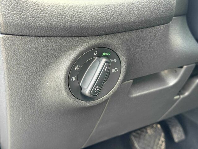 Серый Шкода Kodiaq, объемом двигателя 1.5 л и пробегом 80 тыс. км за 32000 $, фото 16 на Automoto.ua