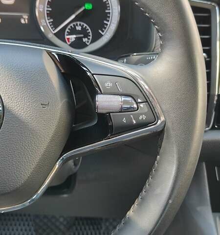 Серый Шкода Kodiaq, объемом двигателя 2 л и пробегом 86 тыс. км за 33700 $, фото 26 на Automoto.ua