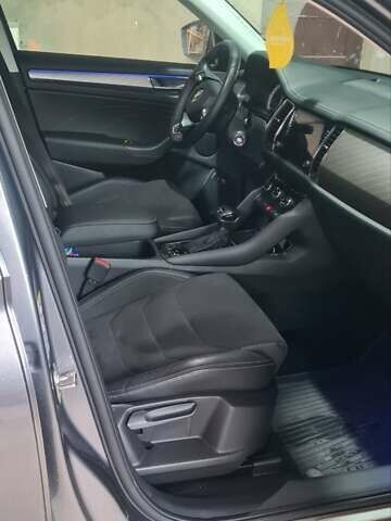 Серый Шкода Kodiaq, объемом двигателя 1.97 л и пробегом 75 тыс. км за 37999 $, фото 29 на Automoto.ua