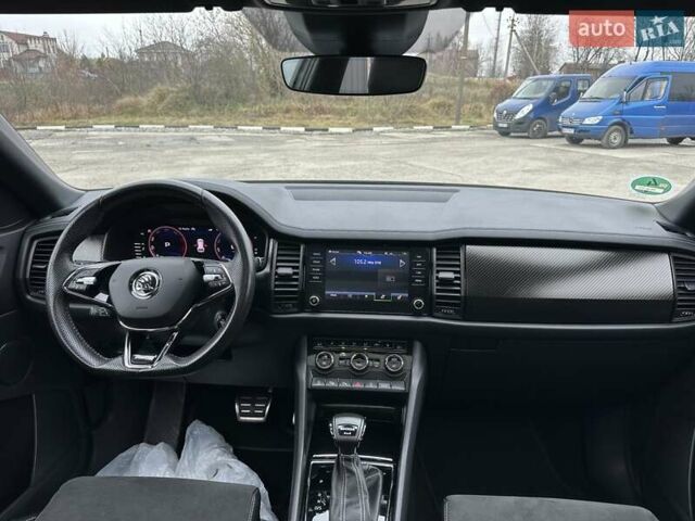 Серый Шкода Kodiaq, объемом двигателя 1.97 л и пробегом 188 тыс. км за 36950 $, фото 64 на Automoto.ua