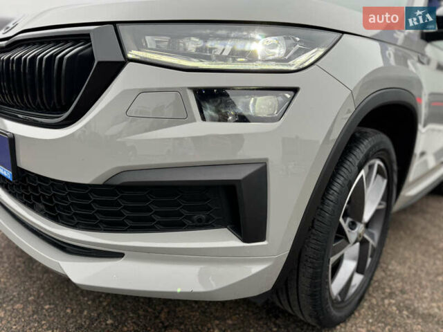 Серый Шкода Kodiaq, объемом двигателя 1.97 л и пробегом 181 тыс. км за 35500 $, фото 42 на Automoto.ua