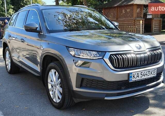 Серый Шкода Kodiaq, объемом двигателя 2 л и пробегом 86 тыс. км за 33700 $, фото 1 на Automoto.ua
