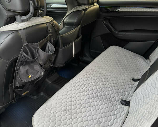 Серый Шкода Kodiaq, объемом двигателя 1.98 л и пробегом 64 тыс. км за 34500 $, фото 19 на Automoto.ua