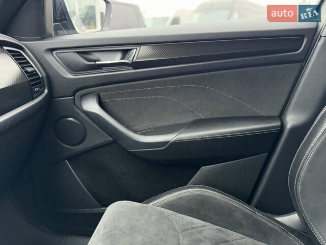 Серый Шкода Kodiaq, объемом двигателя 1.97 л и пробегом 181 тыс. км за 35500 $, фото 67 на Automoto.ua