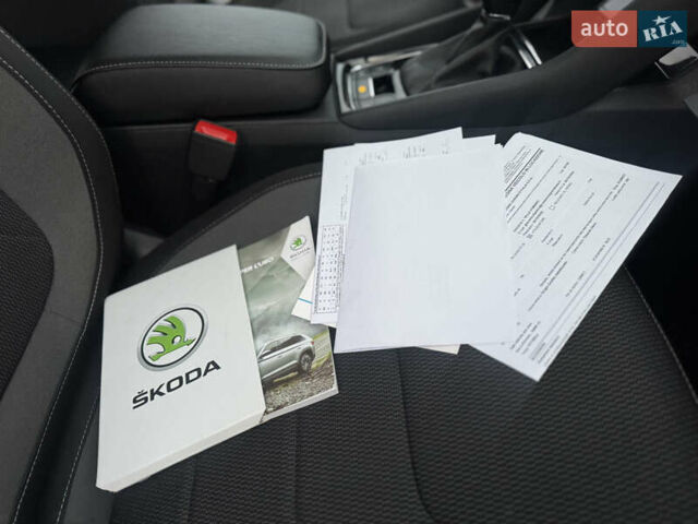 Сірий Шкода Kodiaq, об'ємом двигуна 2 л та пробігом 220 тис. км за 31300 $, фото 111 на Automoto.ua