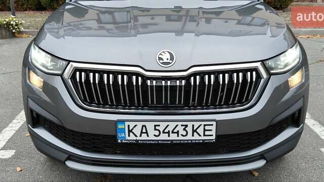Сірий Шкода Kodiaq, об'ємом двигуна 2 л та пробігом 86 тис. км за 31900 $, фото 13 на Automoto.ua