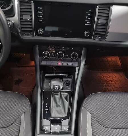 Серый Шкода Kodiaq, объемом двигателя 1.98 л и пробегом 39 тыс. км за 31300 $, фото 6 на Automoto.ua