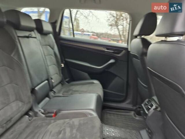 Серый Шкода Kodiaq, объемом двигателя 1.97 л и пробегом 151 тыс. км за 31500 $, фото 22 на Automoto.ua