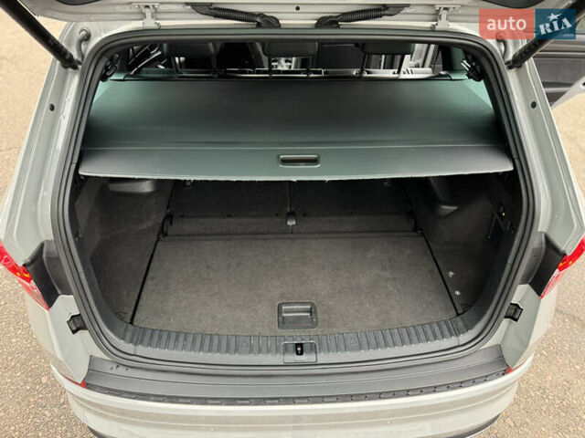 Серый Шкода Kodiaq, объемом двигателя 1.97 л и пробегом 181 тыс. км за 35500 $, фото 120 на Automoto.ua