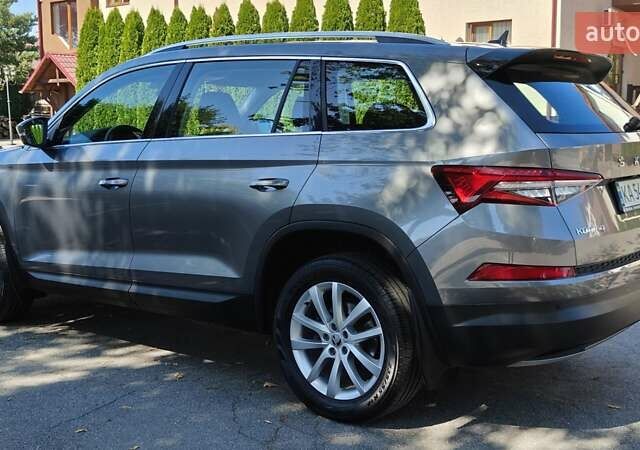 Серый Шкода Kodiaq, объемом двигателя 2 л и пробегом 86 тыс. км за 33700 $, фото 7 на Automoto.ua
