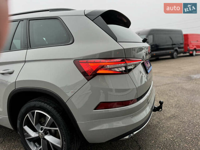 Серый Шкода Kodiaq, объемом двигателя 1.97 л и пробегом 181 тыс. км за 35500 $, фото 11 на Automoto.ua