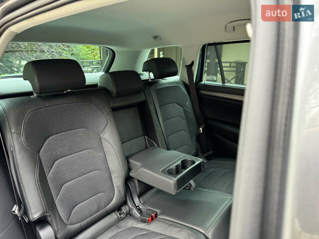 Шкода Kodiaq 2022 у Києві на Automoto.ua Сірий Шкода Kodiaq, об'ємом двигуна 2 л та пробігом 169 тис. км за 35999 $, фото 65 на Automoto.ua