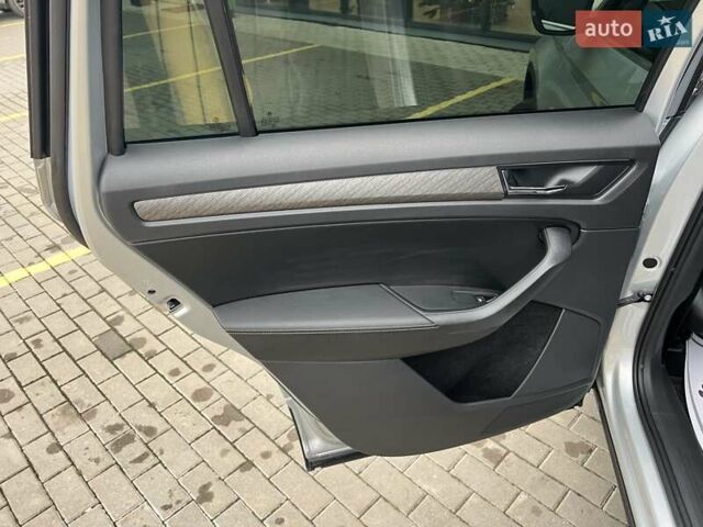 Серый Шкода Kodiaq, объемом двигателя 1.97 л и пробегом 49 тыс. км за 37800 $, фото 68 на Automoto.ua