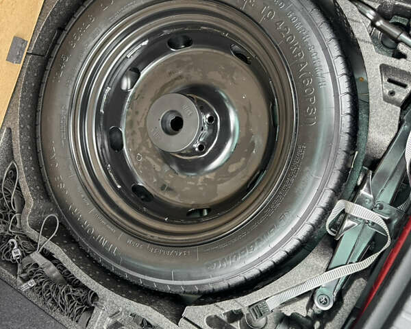 Серый Шкода Kodiaq, объемом двигателя 1.97 л и пробегом 184 тыс. км за 34999 $, фото 60 на Automoto.ua