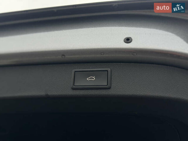 Серый Шкода Kodiaq, объемом двигателя 1.97 л и пробегом 184 тыс. км за 34999 $, фото 57 на Automoto.ua