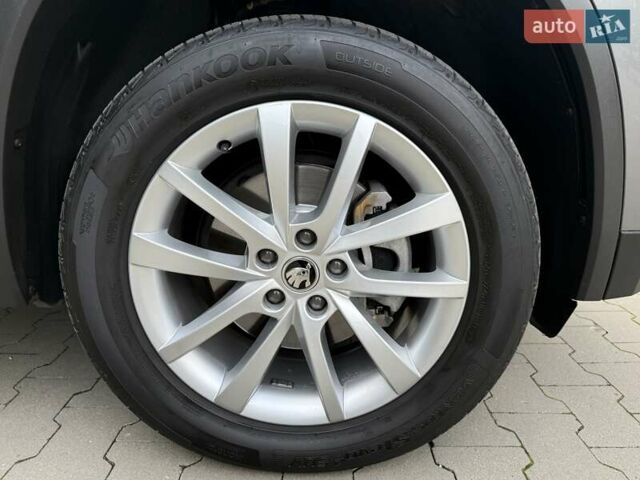 Серый Шкода Kodiaq, объемом двигателя 1.97 л и пробегом 43 тыс. км за 41500 $, фото 115 на Automoto.ua
