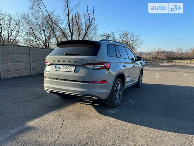 Серый Шкода Kodiaq, объемом двигателя 2 л и пробегом 4 тыс. км за 45500 $, фото 4 на Automoto.ua