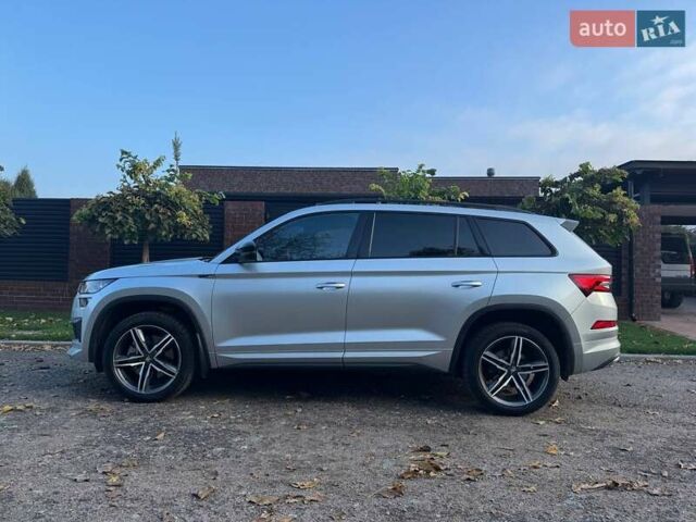 Шкода Kodiaq 2023 в Кропивницком (Кировограде) на Automoto.ua Серый Шкода Kodiaq, объемом двигателя 1.97 л и пробегом 68 тыс. км за 45500 $, фото 1 на Automoto.ua