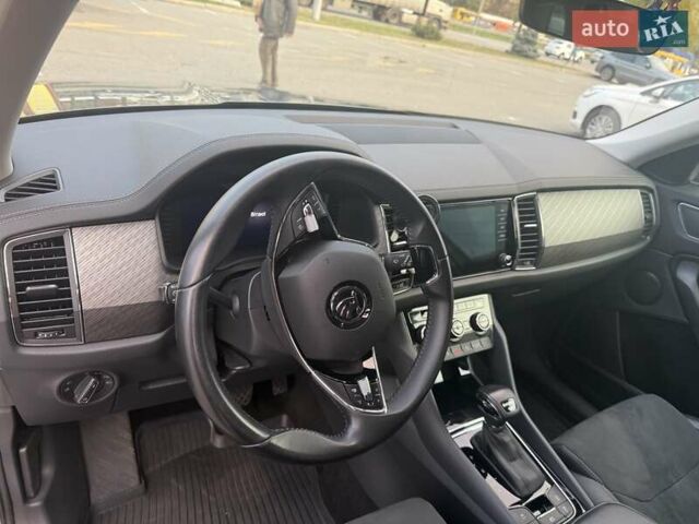 Сірий Шкода Kodiaq, об'ємом двигуна 1.98 л та пробігом 75 тис. км за 37000 $, фото 18 на Automoto.ua