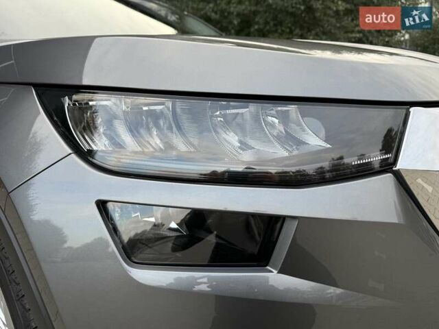 Серый Шкода Kodiaq, объемом двигателя 1.97 л и пробегом 43 тыс. км за 41500 $, фото 24 на Automoto.ua