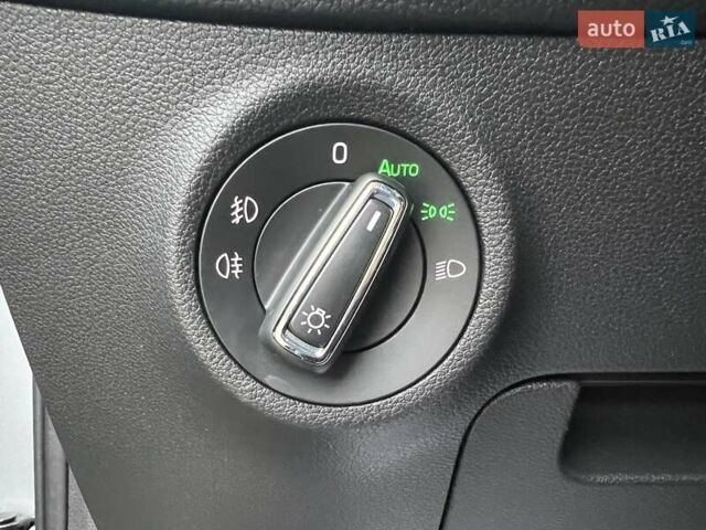 Серый Шкода Kodiaq, объемом двигателя 1.97 л и пробегом 49 тыс. км за 37800 $, фото 52 на Automoto.ua