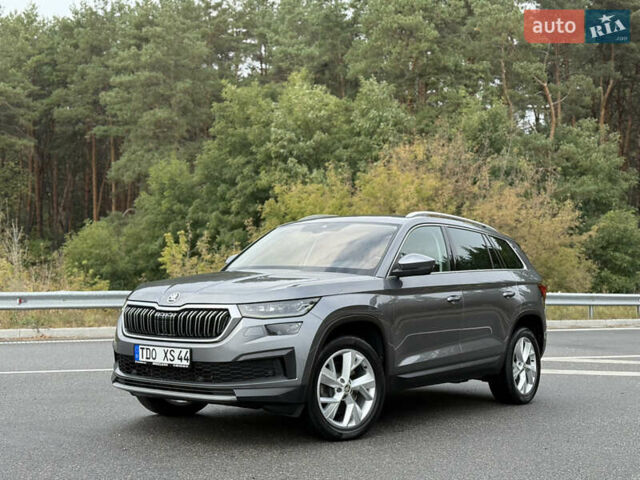 Серый Шкода Kodiaq, объемом двигателя 1.97 л и пробегом 169 тыс. км за 36499 $, фото 12 на Automoto.ua