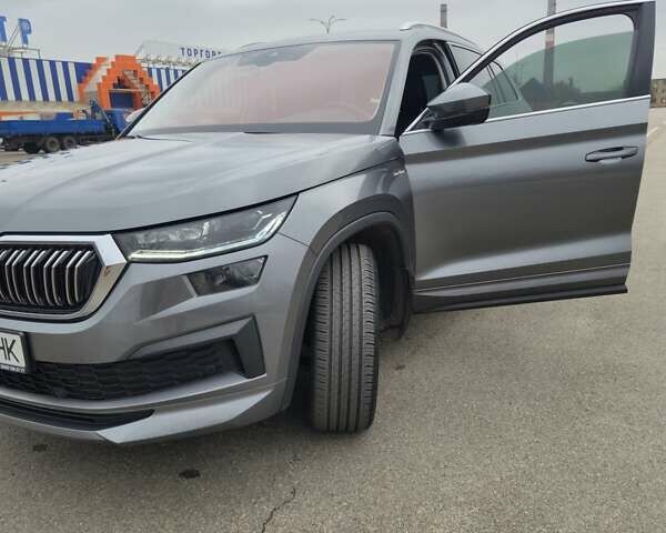 Сірий Шкода Kodiaq, об'ємом двигуна 1.98 л та пробігом 88 тис. км за 41700 $, фото 55 на Automoto.ua