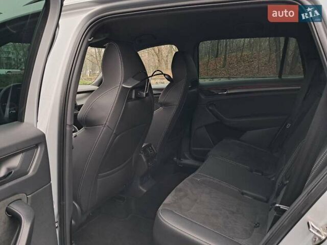 Серый Шкода Kodiaq, объемом двигателя 1.97 л и пробегом 21 тыс. км за 45400 $, фото 42 на Automoto.ua
