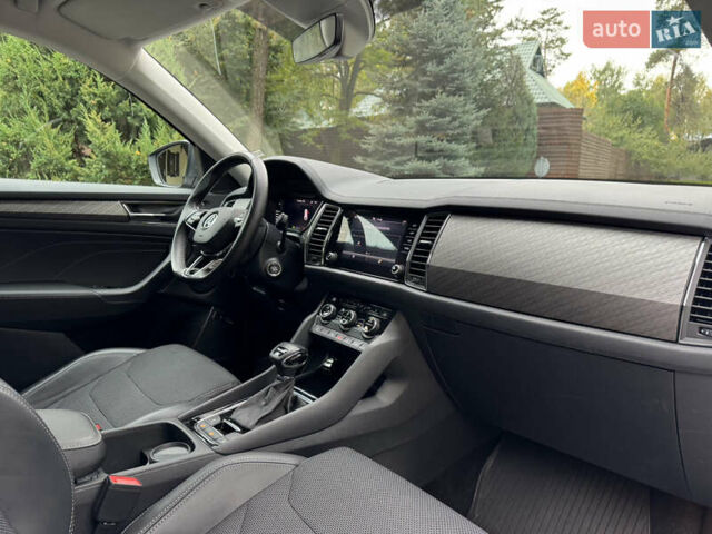 Шкода Kodiaq 2023 в Киеве на Automoto.ua Серый Шкода Kodiaq, объемом двигателя 2 л и пробегом 169 тыс. км за 36299 $, фото 74 на Automoto.ua
