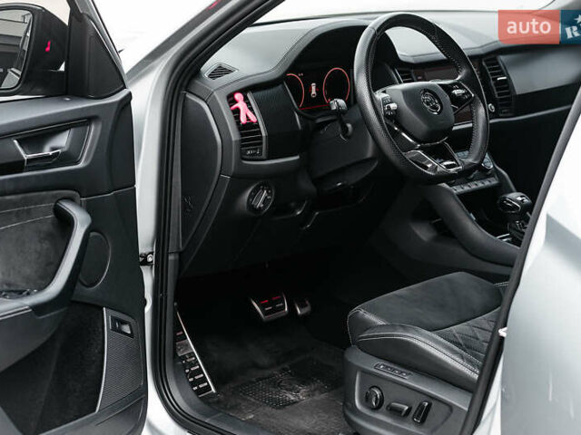 Серый Шкода Kodiaq, объемом двигателя 1.98 л и пробегом 46 тыс. км за 40500 $, фото 19 на Automoto.ua