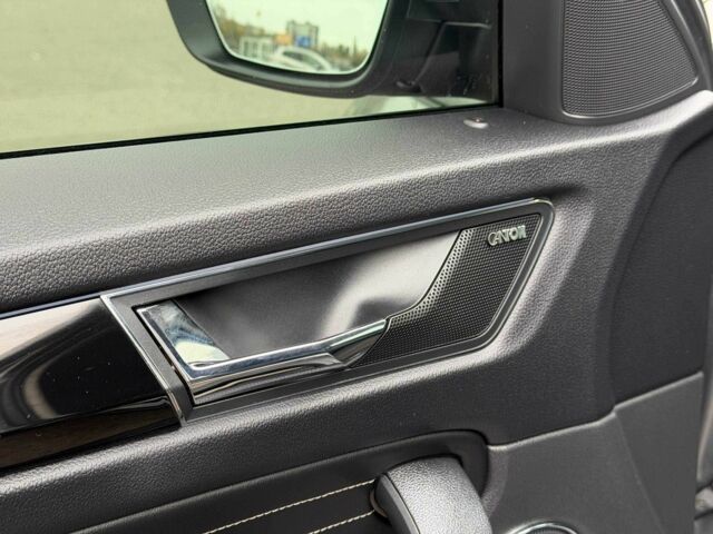 Сірий Шкода Kodiaq, об'ємом двигуна 2 л та пробігом 87 тис. км за 42000 $, фото 18 на Automoto.ua