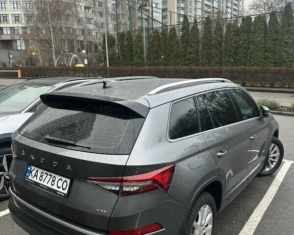 Серый Шкода Kodiaq, объемом двигателя 1.97 л и пробегом 43 тыс. км за 40000 $, фото 2 на Automoto.ua